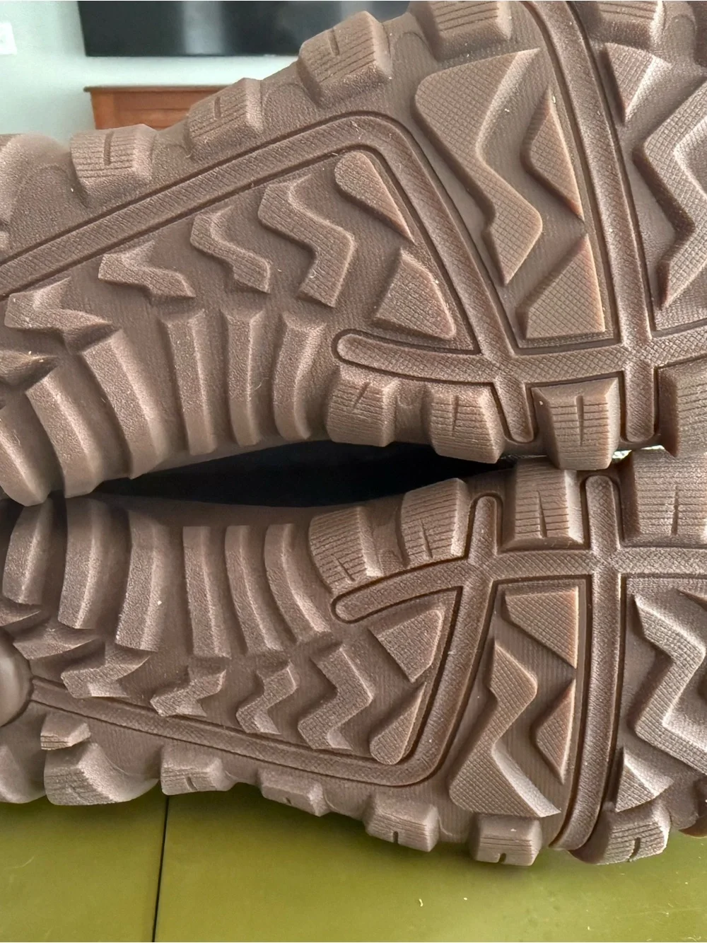 Bogs Women’s Cedar Quilt Olive Green Waterproof Winter Boots